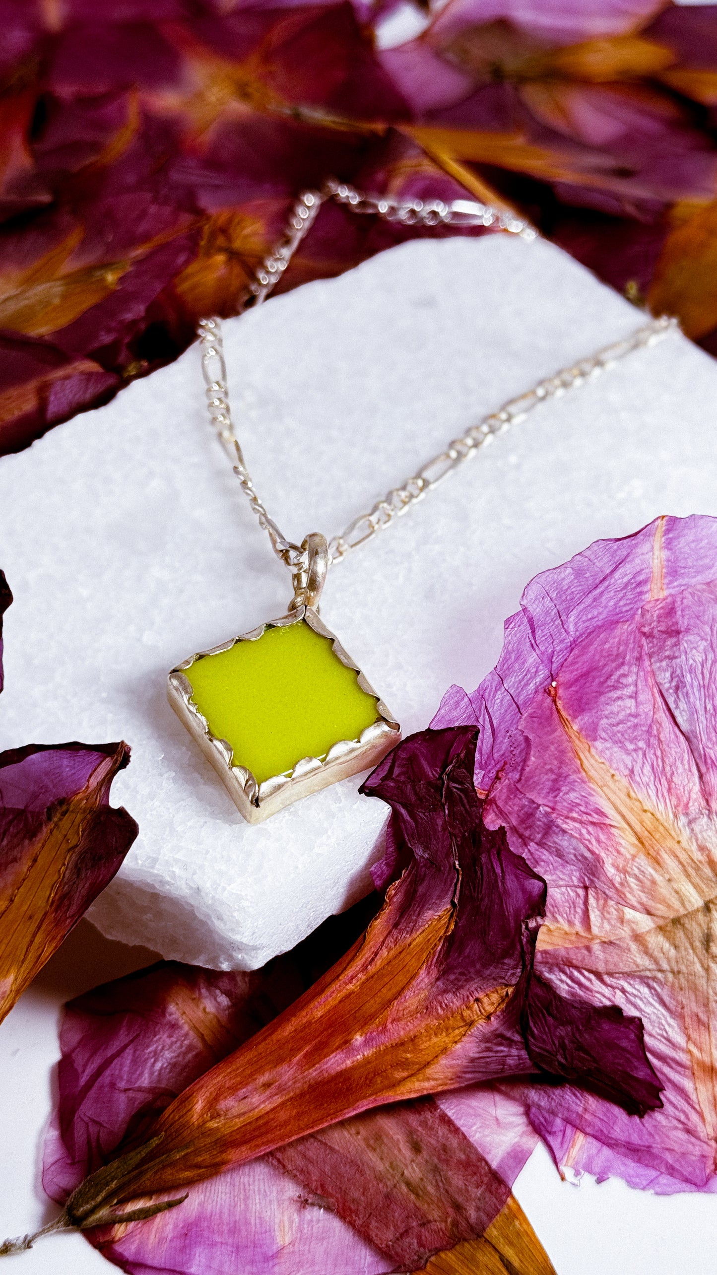 Citron, Esmeralda Necklace